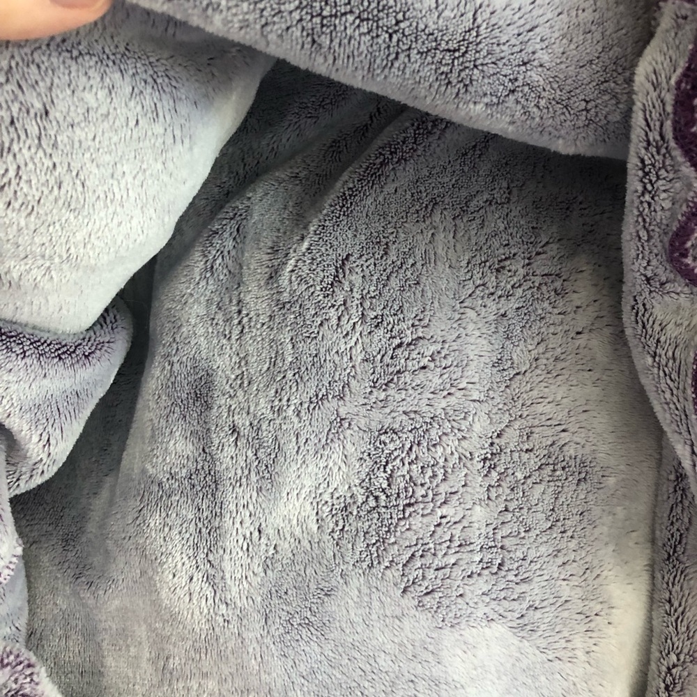 Lavender Plush Women's Hoodie - Picture 8 of 8